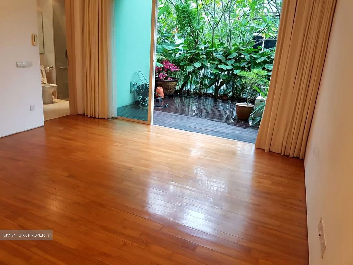 Lloyd Road (D9), Condominium #563768571